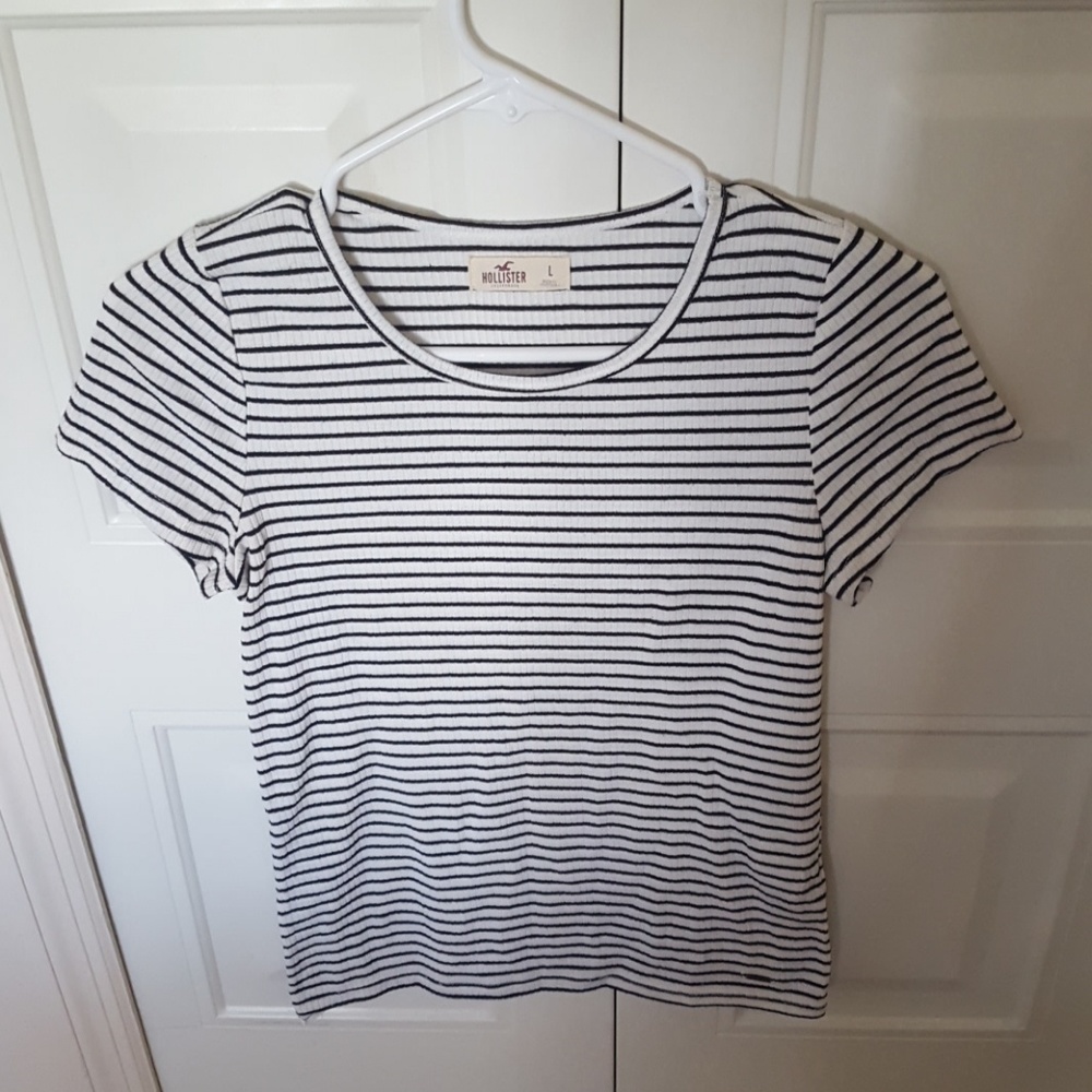 Short sleeve top